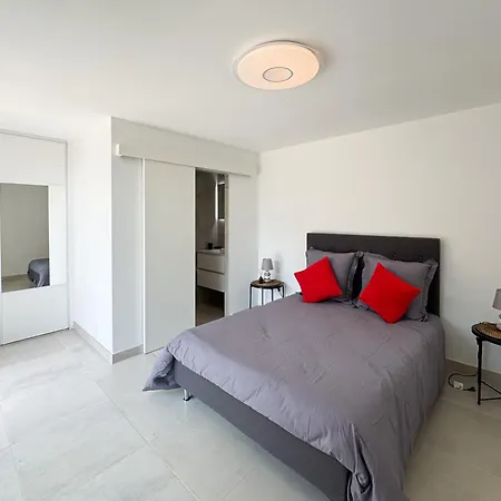 Yasmine Вилла Кавалер-сюр-Мер