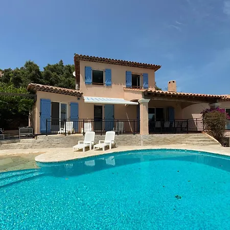 Вилла Yasmine Кавалер-сюр-Мер