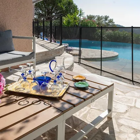 Yasmine Villa